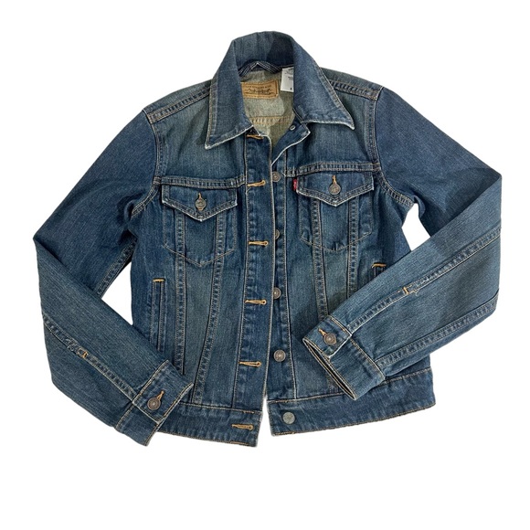 Classic Levi’s Jean Jacket Small, Trucker Jean Jacket - Picture 5 of 10